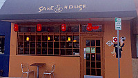 Sake House Japanese Grill & Sushi Bar inside