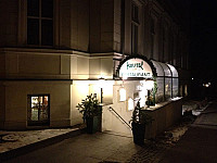 Kulisse Theater Cafe-Restaurant outside