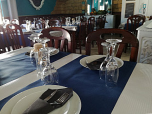 Cafetaria Restaurante Tres Bicas